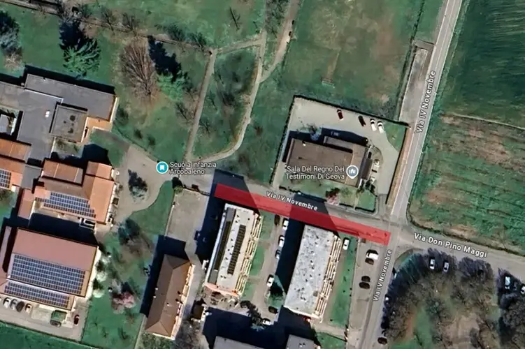 novi-ligure-lavori-scuola-infanzia- arcobaleno-marciapiede