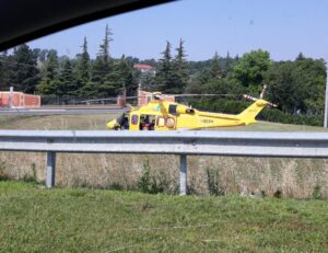 Scontro in via Raggio, muore motociclista