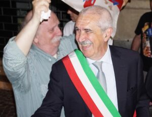 Cabella alle prese con il totogiunta. Il centrosinistra tenta il rilancio