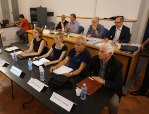 Consiglio, la “prima volta” di Cabella fila via senza scontri