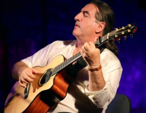 Il festival blues fa scuola con il maestro del fingerstyle
