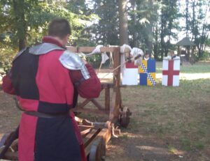Cavalieri e armature: il parco castello si veste di medioevo