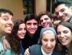 Addio a suor Anna, una vita per la fede e per i giovani novesi
