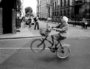 Giovani videomaker si sfidano sulla vita in bicicletta