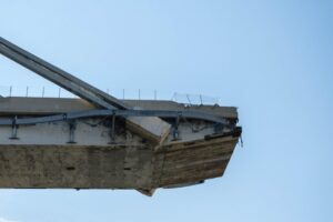 Un anno fa il crollo del ponte Morandi: tra le 43 vittime anche 3 alessandrini