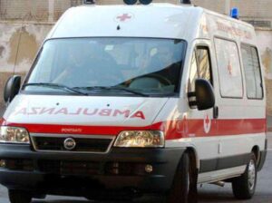 Esce di strada con la moto a Rigoroso