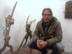 Giorgio Romero, a Spazio Arte le sculture in ferro e legno