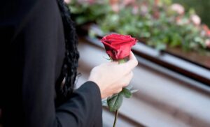 Mi manchi da vivere: conferenza sul tema del lutto