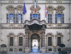 Mercoledì l’apertura delle scuole? Si attende nuovo provvedimento