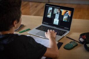 Scuole “dimezzate”, ecco come si preparano gli istituti