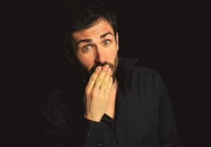 Fabbrocino senza censure in “Tv, sorrisi e ceffoni”