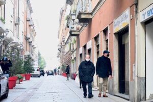 Coronavirus: 13 vittime, 77 positivi e 489 guariti oggi in provincia