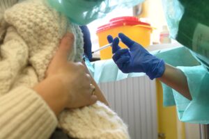 Vaccini, oggi in Piemonte oltre 42mila dosi. Variante Delta, 8 casi in regione