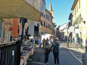 Mercato del giovedì in via Roma, esperimento fallito