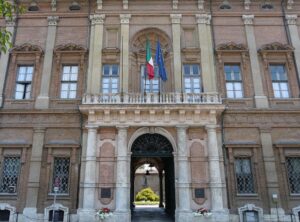 Solvay e Pfas cC6O4, sulle autorizzazioni è scontro tra le parti