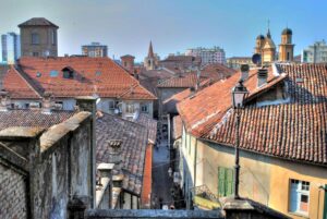 Novi: atti vandalici e danneggiamento delle auto