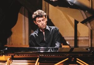 Gianluca Faragli in concerto per le Settimane Musicali Internazionali