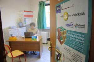 Lo sportello servizi al lavoro del CNOSFAP