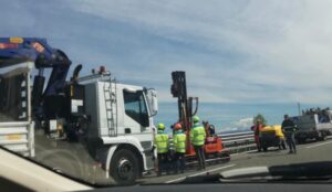 Operaio travolto in A26: l’intervento dell’elisoccorso
