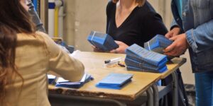Elezioni, affluenza al minimo storico: vota solo un novese su due