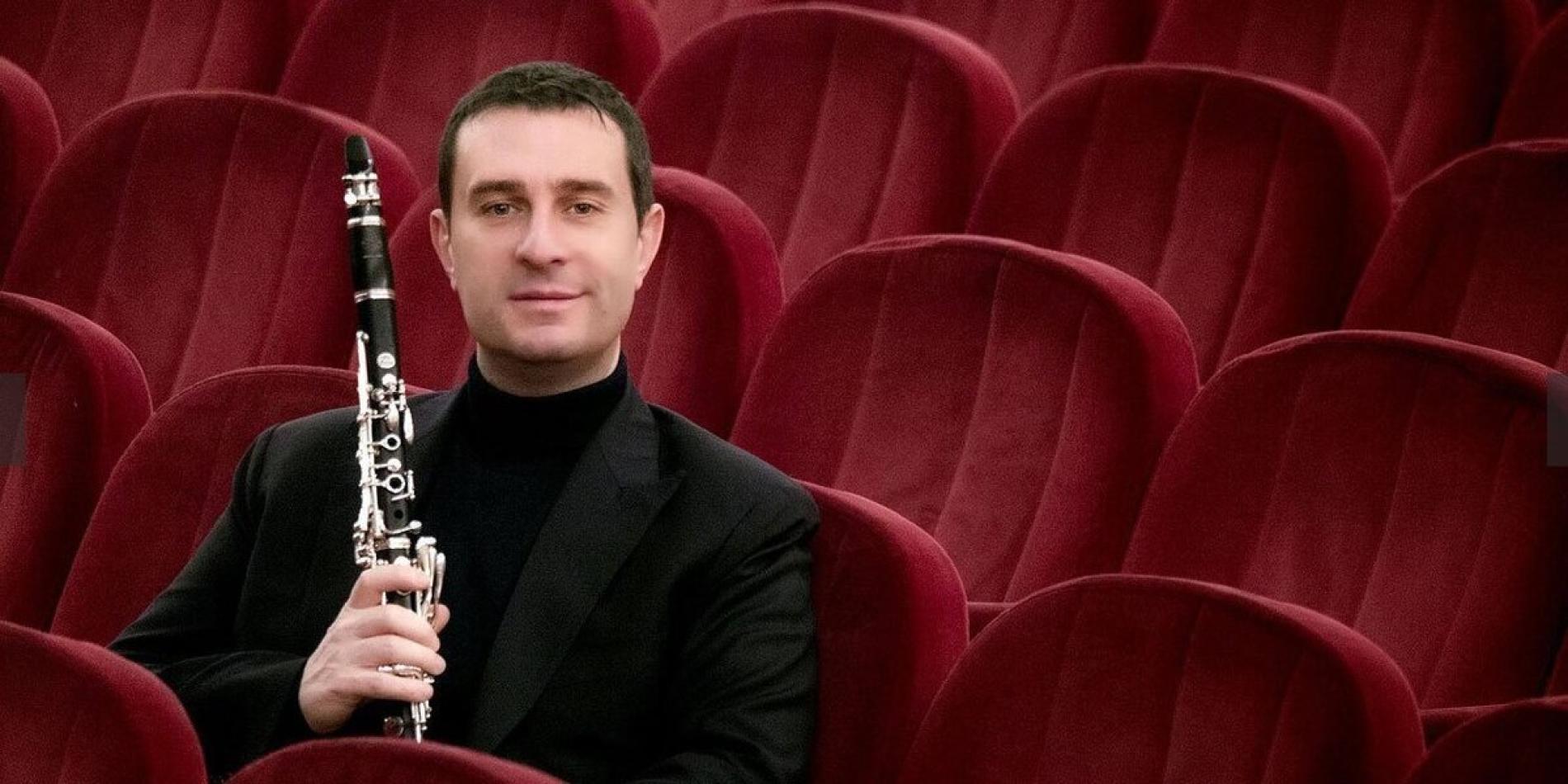 Novi Musica Festival, Fabio Biondi dirige l’orchestra del Carlo Felice
