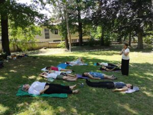 La giornata per lo Yoga torna nel parco di Villa Gabrieli