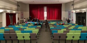 Giacometti, il teatro riparte da scuole e compagnie del territorio