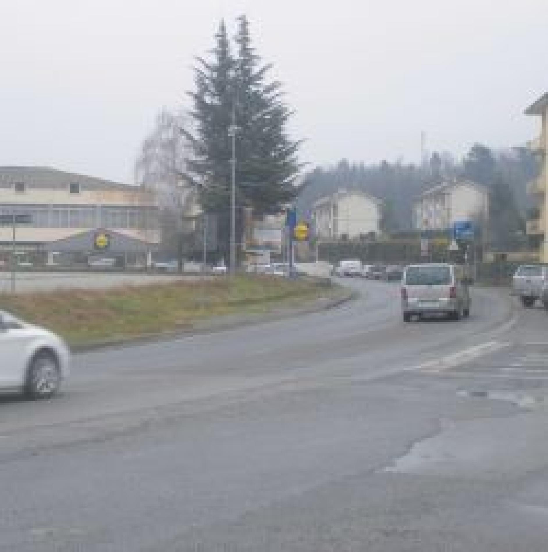 Grave infortunio a Vignole: uomo schiacciato da una balla di fieno