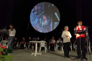 Serravalle, sul palco contaminazione tra poesia, pittura e musica