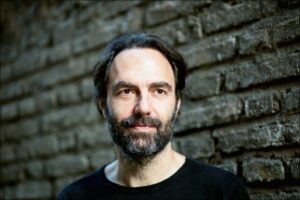 Domenica 30 luglio: Neri Marcorè a San Cristoforo
