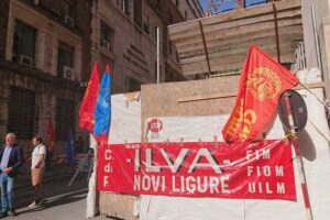 Ex Ilva, i sindacati ribadiscono: «Serve un cambio al vertice»