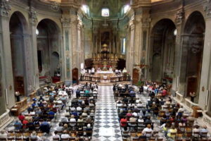 Messe a Novi, cambia l’ora. Arquata, l’ingresso del nuovo parroco