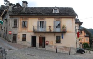 “Poste: con la privatizzazione a rischio 1.000 sportelli minori”