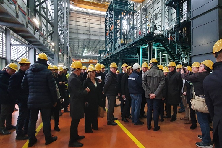 Primo Maggio con lo sguardo rivolto all’Ilva. Oggi vertice a Roma