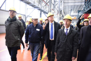Ilva, l’annuncio di Urso: al via le visite dei potenziali investitori
