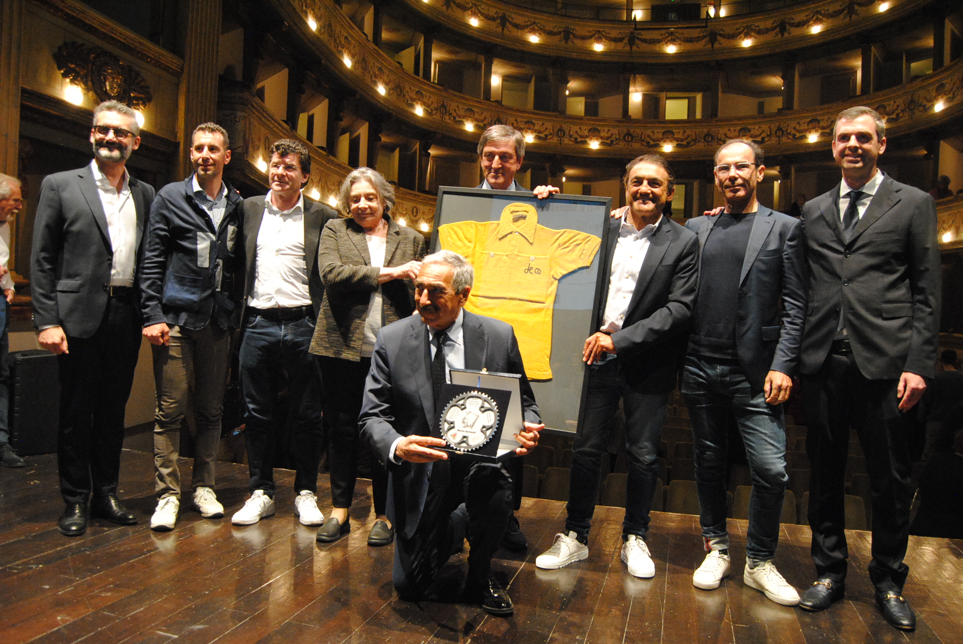 Castellania, muore alla celebrazione per Fausto Coppi