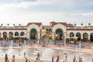 Serravalle Scrivia: uno spazio ad uso sindacale all’Outlet