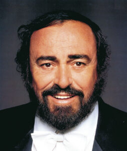 Scatti fotografici e omaggio a Pavarotti: gli eventi di Degust-Arte