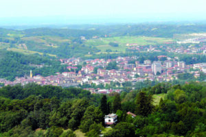Serravalle Scrivia: una giornata fra fiori, buon cibo e musica