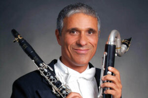 Cent’anni di Henghel, a Musicanovi il concerto di Rocco Parisi