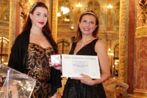 Il soprano Laura Ansaldi premiata dalla Academie des Arts