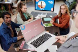 Serravalle, gli incontri di HubFutures per i giovani imprenditori