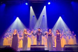 Nel weekend mercatini, cori gospel e sfilata di Santa Claus