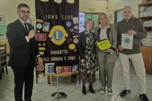 Val Borbera, dai Lions defibrillatore in dono al circolo di Vigo