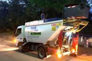 Ecobus a Serravalle per contrastare l’abbandono di rifiuti