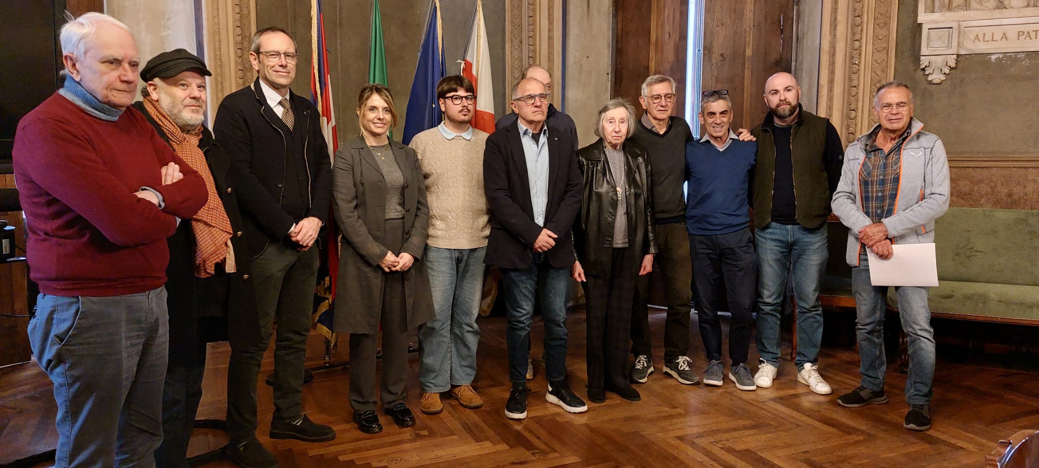 Solidarietà, vinili e disegno: le proposte di domenica