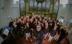 Pozzolo, il coro Sezione B e l’impegno sociale