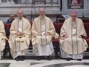 Il vescovo Marini alla messa solenne per Bagnasco
