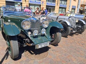 Alessandria spettacolare con le auto storiche